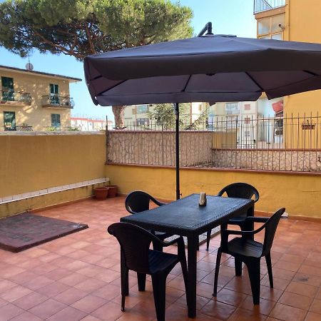 Casa Tiberio Daire Torre del Greco Dış mekan fotoğraf
